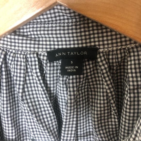 Ann Taylor Loft plaid button down pleated sleeveless tank top - Picture 2 of 3